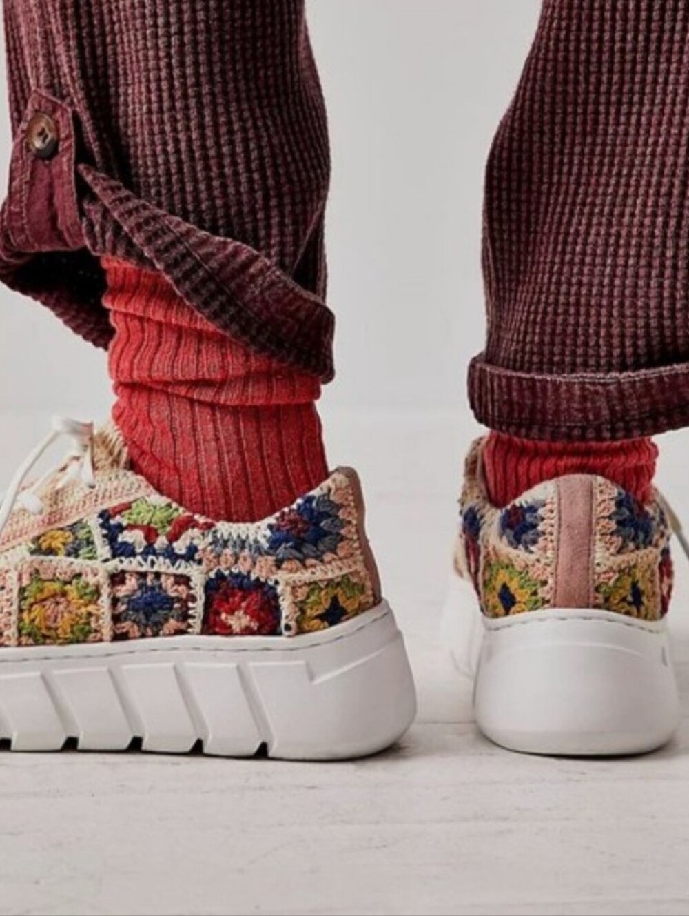 Free People Catch Me If You Can Woven Crochet Lace-Up Sneakers - Multicolor NWT - Picture 8 of 12